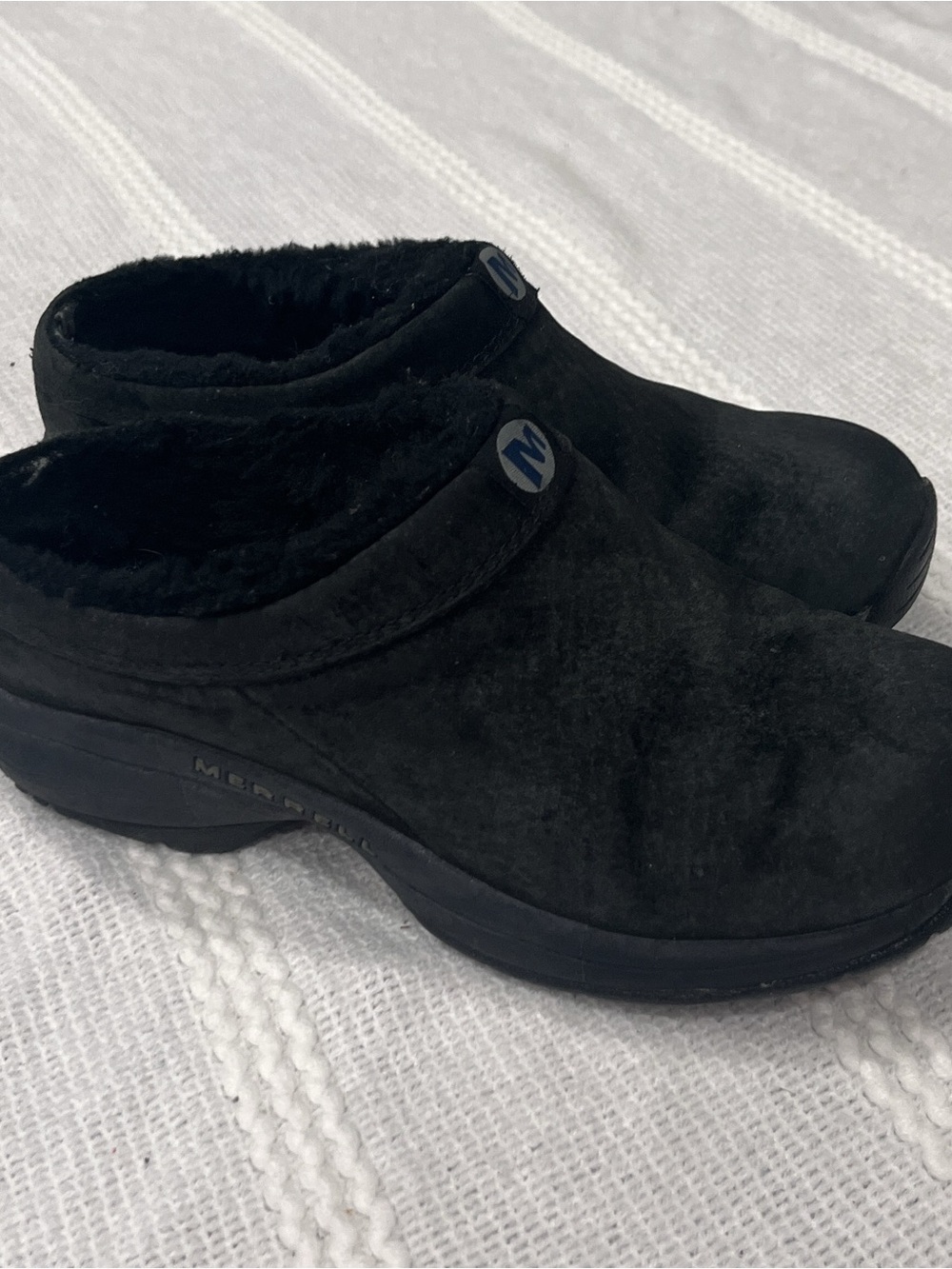 Merrell Women's Black Suede Faux-Fur Lined Clogs